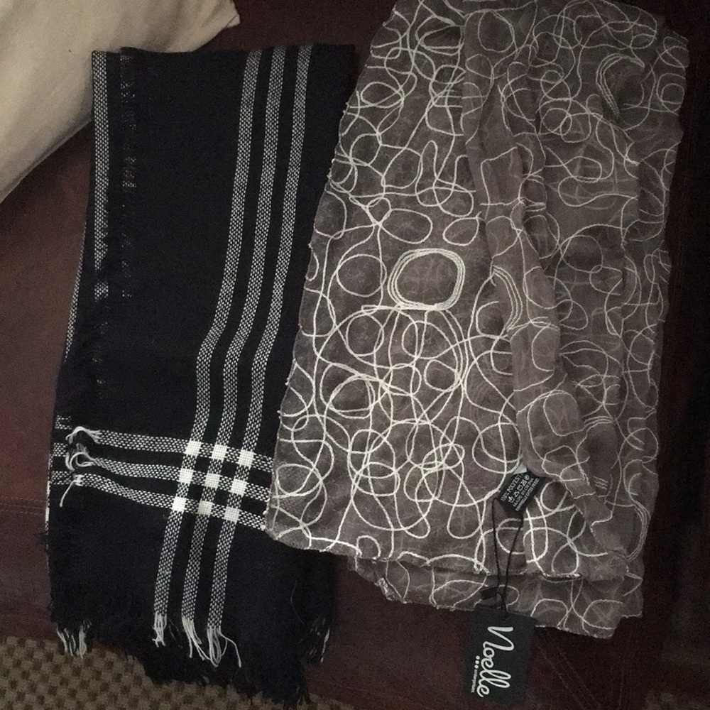 Scarfs